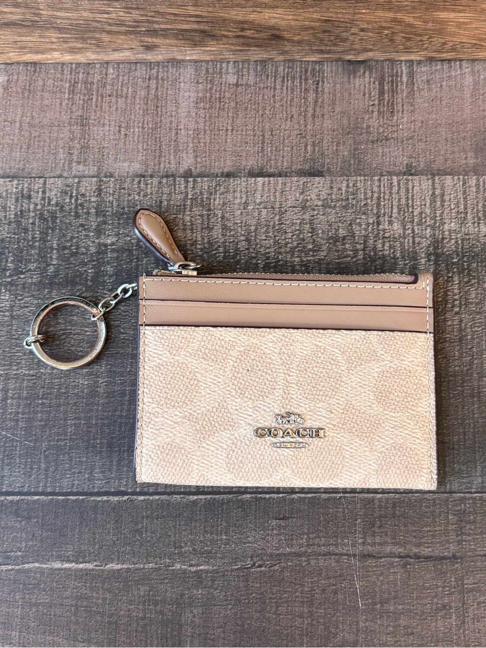 Coach Mini Skinny ID Case
In Signature Canvas